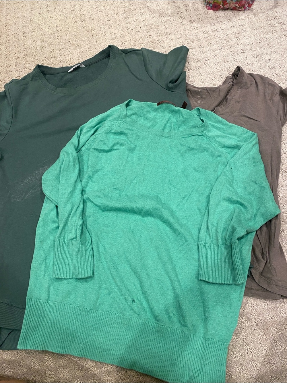 Bundle, 3 Green Crewnecks Tops